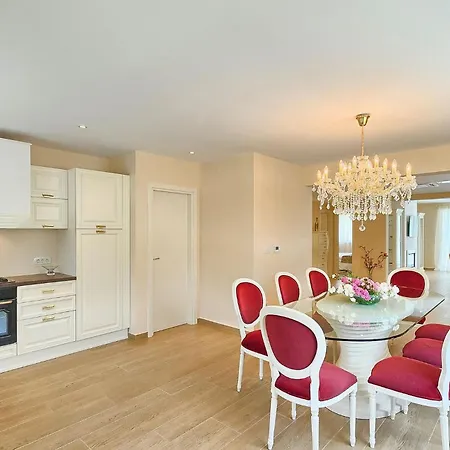 Holiday home Ema