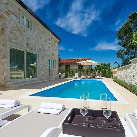 Holiday home Ema Porec