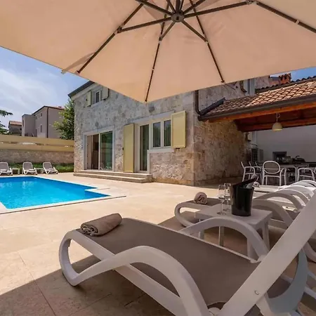 Ferienhaus Ema Poreč