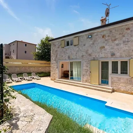 Ferienhaus Ema